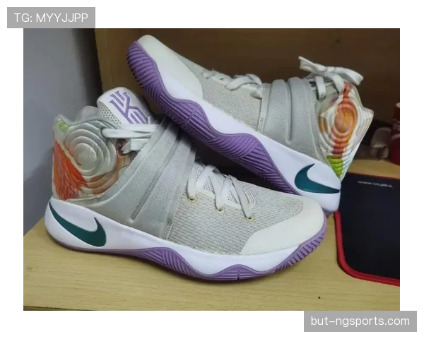 欧文训练完顺手买下整条街的球鞋，回家还得哄俩娃睡觉